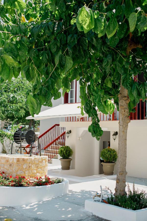 Yard Rooms Corinth ภายนอก รูปภาพ