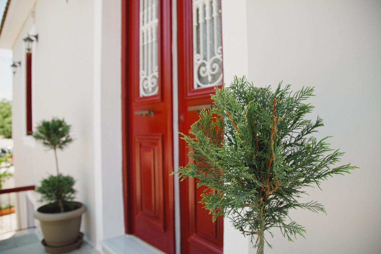 Yard Rooms Corinth ภายนอก รูปภาพ