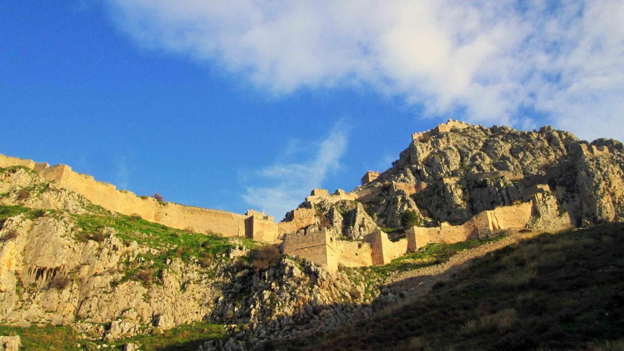 Yard Rooms Corinth ภายนอก รูปภาพ